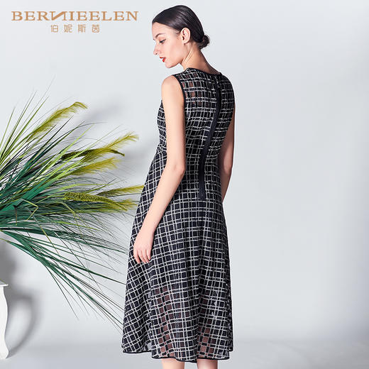 2S6895--黑白连衣裙--撒马尔罕之心--《智慧之光--波斯艺术》 商品图4