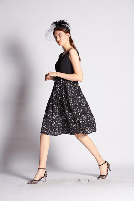 【伯妮斯茵】2S6386--黑白色连衣裙--诗人的花园--《燃烧的灵魂》 商品图1