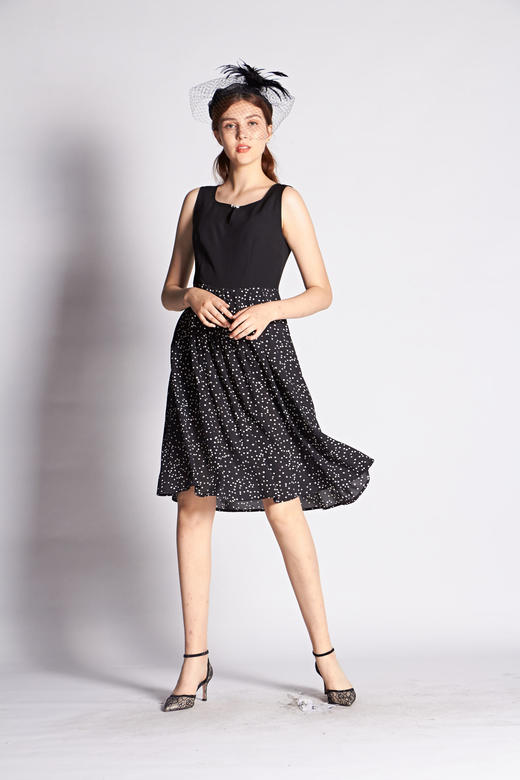 【伯妮斯茵】2S6386--黑白色连衣裙--诗人的花园--《燃烧的灵魂》 商品图2