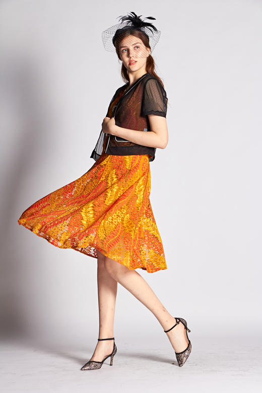 【伯妮斯茵】2T6372--黄色T恤--收获--《燃烧的灵魂--梵高》 商品图3