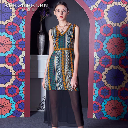 2S68815--绿色连衣裙--64道祝福--《智慧之光--波斯艺术》 商品图2