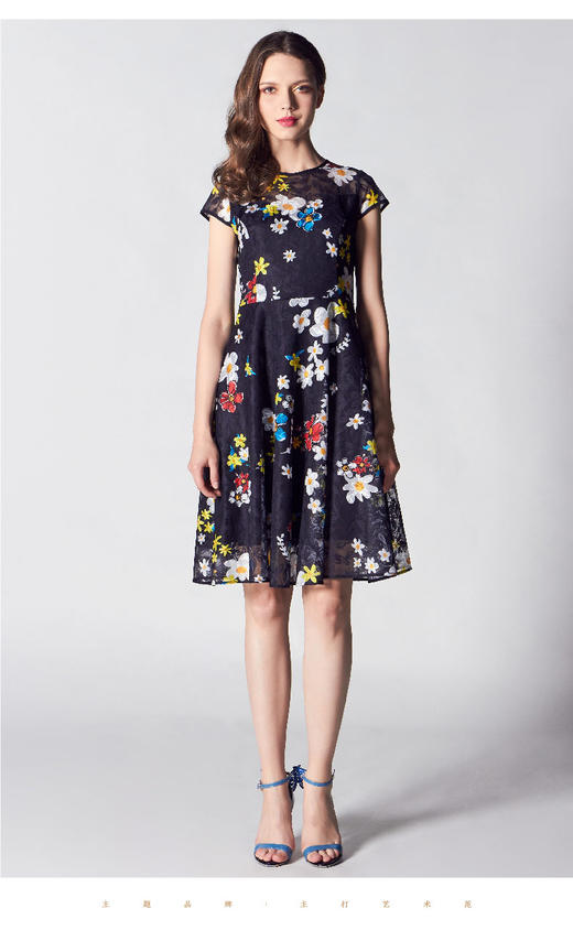 2S6918--黑色连衣裙--玫瑰王宫--《智慧之光--波斯艺术》 商品图2