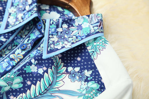 LYY-T10539春季新款民族风印花翻领衬衫+高腰喇叭阔腿裤套装 商品图1