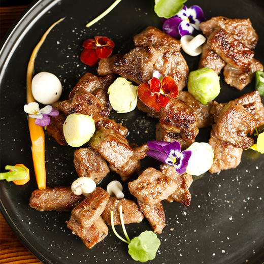 龙当当黑椒牛肉粒 250g 商品图1