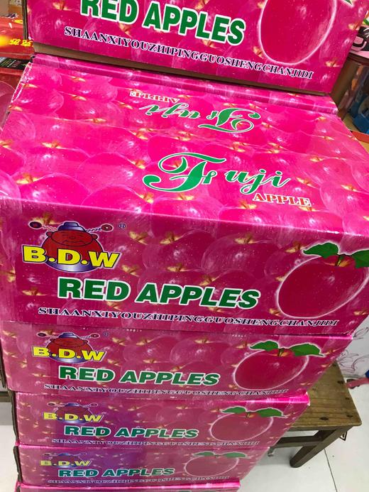 【宏丰精选】新包装陕西不倒翁苹果 底层很多空格有机脆甜苹果  11.8一斤 商品图3