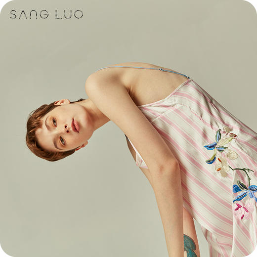 丝绸睡裙条纹刺绣吊带裙SANGLUO桑罗桑蚕丝性感睡衣女家居服 商品图0