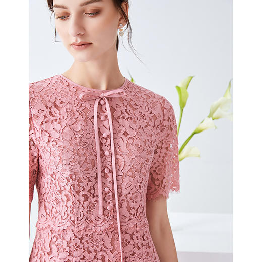 EITIE爱特爱女装春款优雅时尚减龄系带镂空蕾丝连衣裙女中长 商品图4