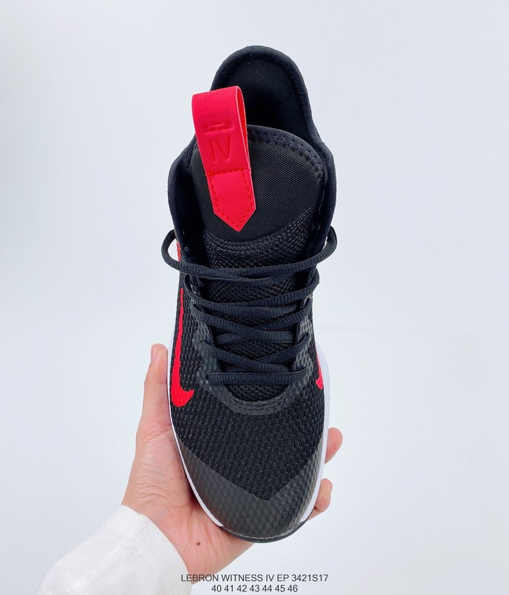 耐克nikelebornwitness4代詹姆斯耐磨实战休闲时尚百搭篮球鞋