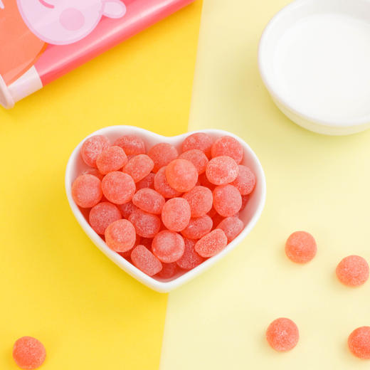 小猪佩奇36gVC软糖草莓味小水桶 商品图1