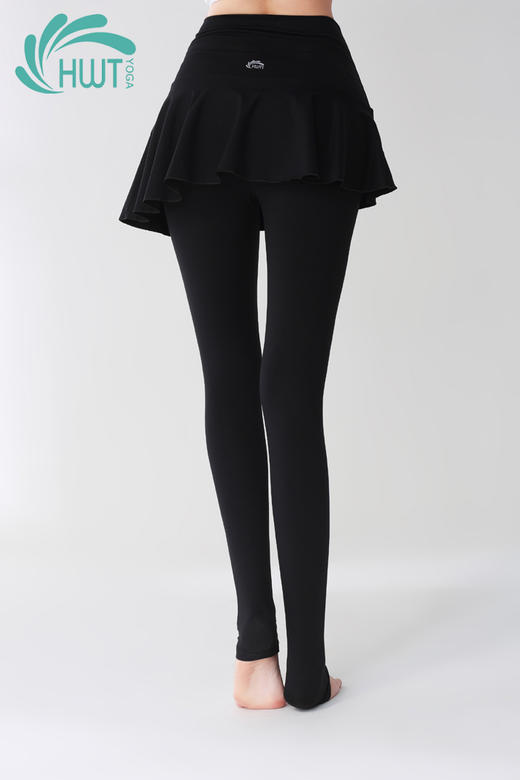 《惊爆618 棉感加厚 不退换》HWT俏丽小裙九分小脚裤踩脚瑜伽裤跑步裤H261241 商品图5