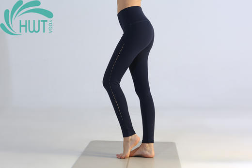 《捡漏专场  不退不换》HWT九分小脚美腿透气小脚裤瑜伽运动户外 商品图7