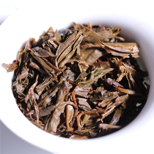 澜沧古茶2004年007早春乔木大砖干仓普洱老生茶经典口粮 250g 商品图10