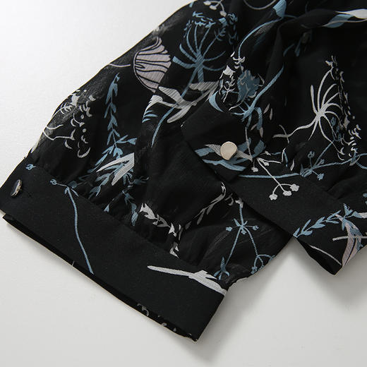 EITIE爱特爱夏季新款时尚通勤百搭印花直筒显瘦短上衣女5913631 商品图8