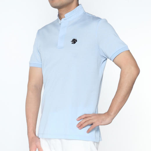 Marco Azzali 浅蓝色小豹头绣花立领短袖T恤 T5230600 商品图1