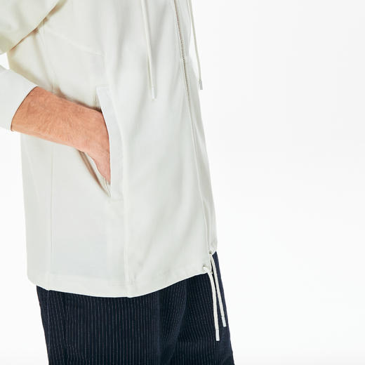 干净清爽！Lacoste法鳄春秋白色薄款风衣外套 商品图4