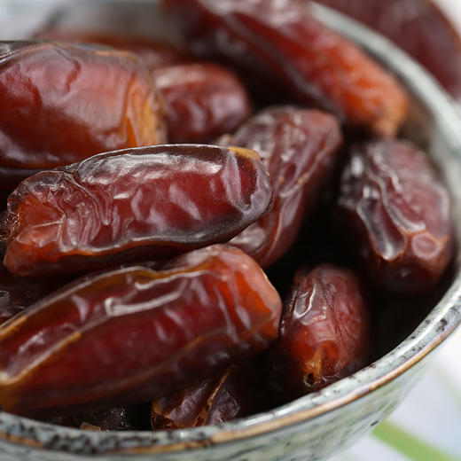 预售815号yasrib沙特阿拉伯61椰枣甜蜜可口果大肉厚充饥饱腹