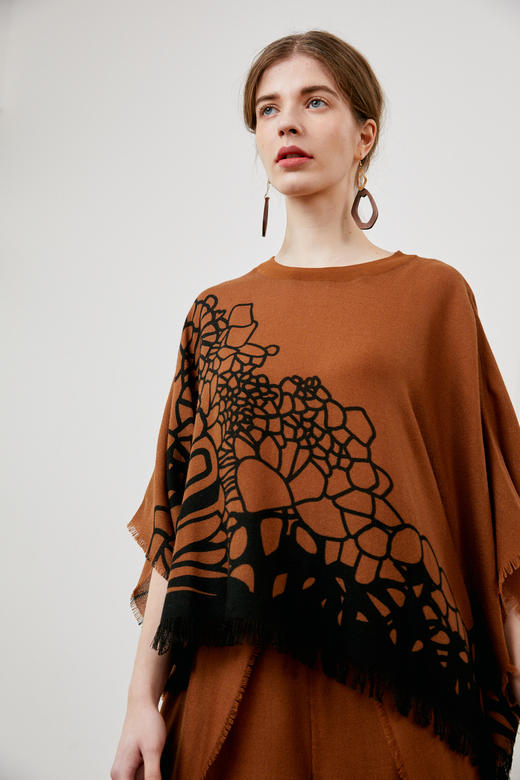  四季之衣 | 羊绒印花斗篷女上衣 SJF92W700B 商品图2