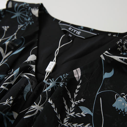 EITIE爱特爱夏季新款时尚通勤百搭印花直筒显瘦短上衣女5913631 商品图7