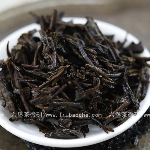 2013年 传统双蒸高山桂青六堡茶（200g/罐、500g/盒）六堡聚私房茶 商品图3