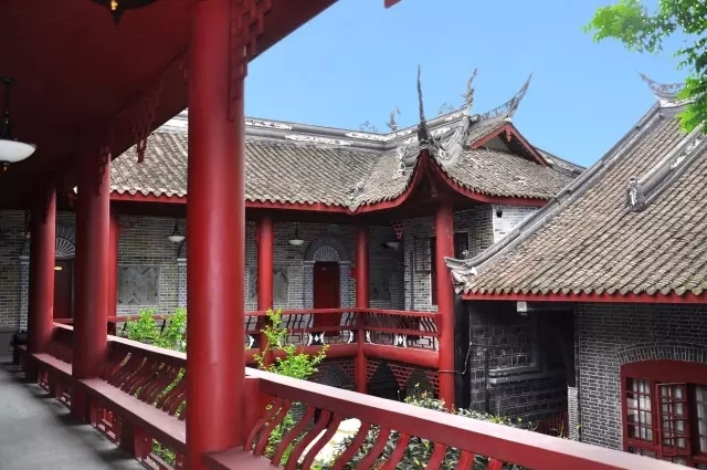 闲来民宿(元通古镇):穿越,住在被称为"活着的清明上河图"里!