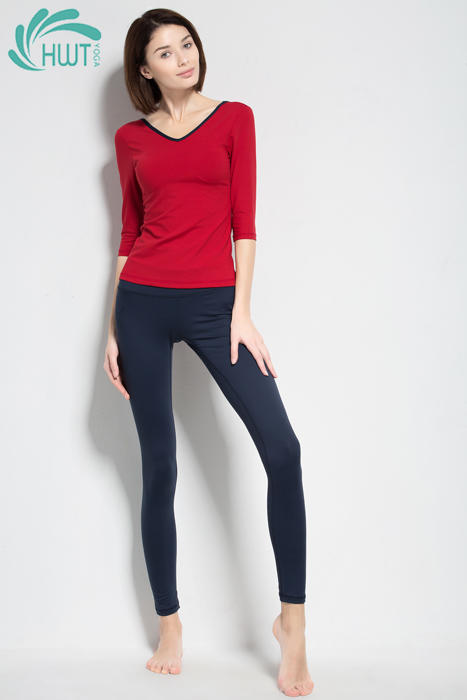 《捡漏专场 不退换》HWT秋装大V中袖上衣 商品图2