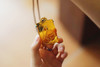 黄财神·墨西哥蓝珀18K喷砂黄金雕件 方牌吊坠 商品缩略图3