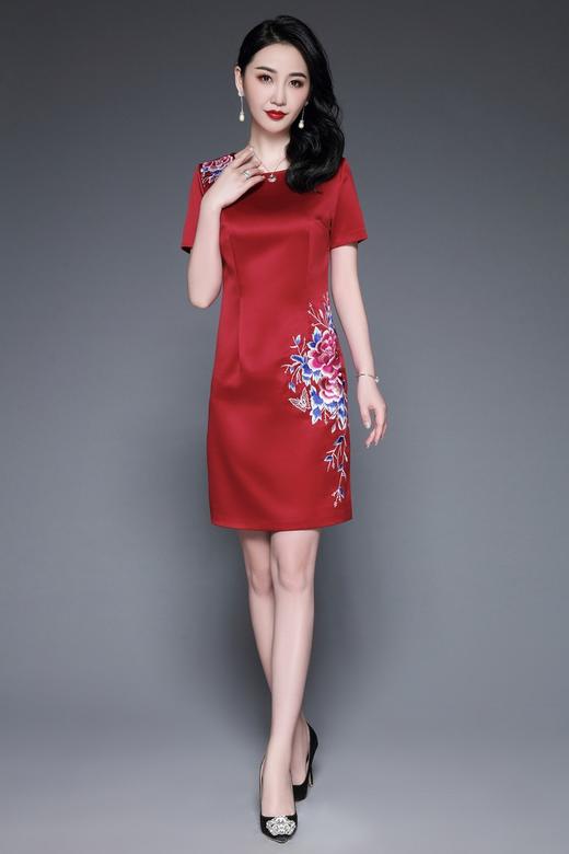 TQ-6677春夏新款高端气质修身礼服 商品图2