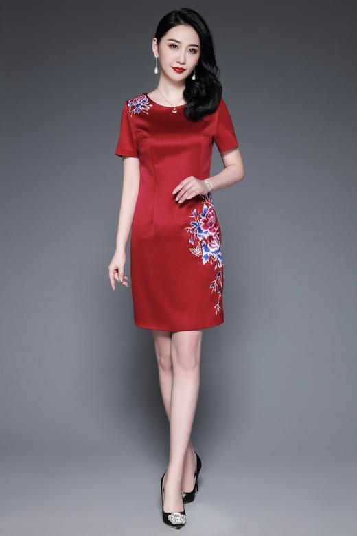 TQ-6677春夏新款高端气质修身礼服 商品图3