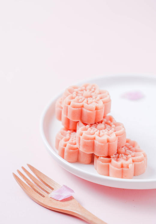 【店家推荐】樱花绿豆糕1盒-淡淡的花香与清新绿豆糕双重融合