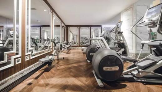 ★老友聚 I 周末不加价★ ¥399起/人 3天2晚入住【泰州碧桂园凤凰酒店】享55㎡漫悦花园房，自助早餐，正餐2顿~免费棋牌室、健身房、桌球、乒乓球！多人数套餐可选~有效期至2026年12月31日 商品图4