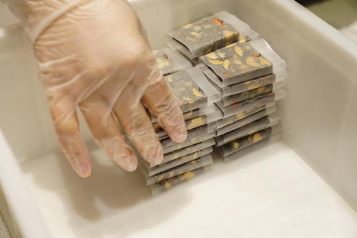 阿胶糕1斤装 商品图2