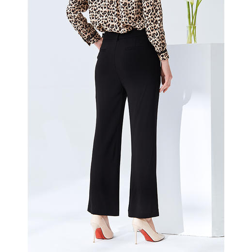 EITIE爱特爱夏季新款时尚通勤简约干练职业显瘦微喇裤长裤女5905620 商品图4