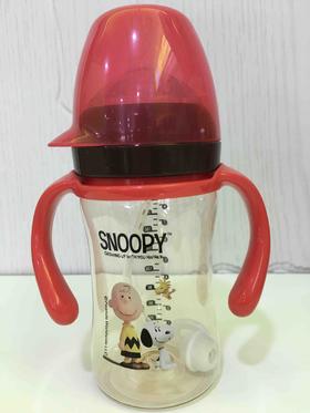 史努比宽口手柄240ml自动PPSU杯盖奶瓶
A8031