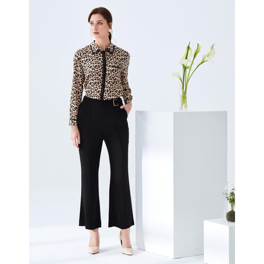 EITIE爱特爱夏季新款时尚通勤简约干练职业显瘦微喇裤长裤女5905620 商品图1