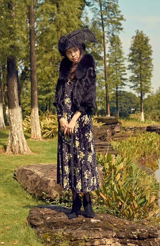 【伯妮斯茵】6P6682--皮草--昂蒂布的房子--《画尽世界光影，只为挚爱的女人》 商品图5