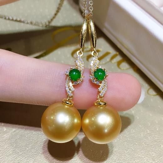 天然南洋金珍珠耳环18k金钻石祖母绿镶嵌珠子正圆强光长款上身效果很