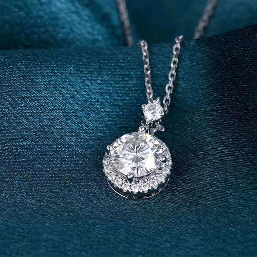 【珠宝世家520爱你系列】一克拉莫桑钻石项链特惠s925银莫桑钻520表白求婚送老婆送妈妈最佳礼物 商品图3