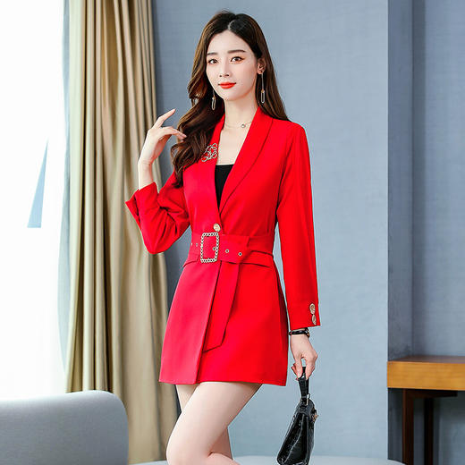 LJY-YJ205-0111春季新款女装一粒扣外套 商品图0