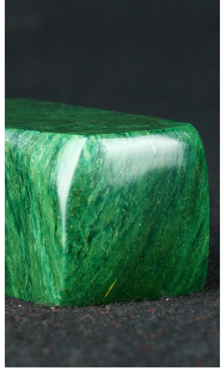 金石印坊广东孔雀绿斜头方章2000目磨光262662mmjpysgs008553