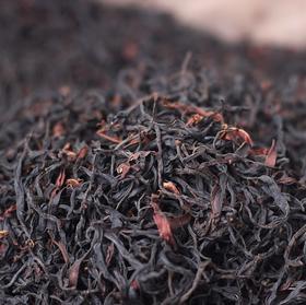 野生红茶，市场售价800到1200元/公斤