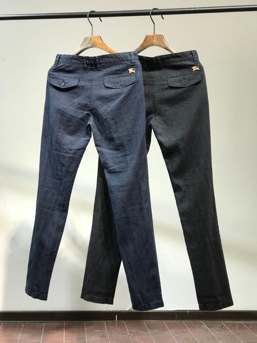 B家后双口袋金属战马标男士休闲裤 商品图0