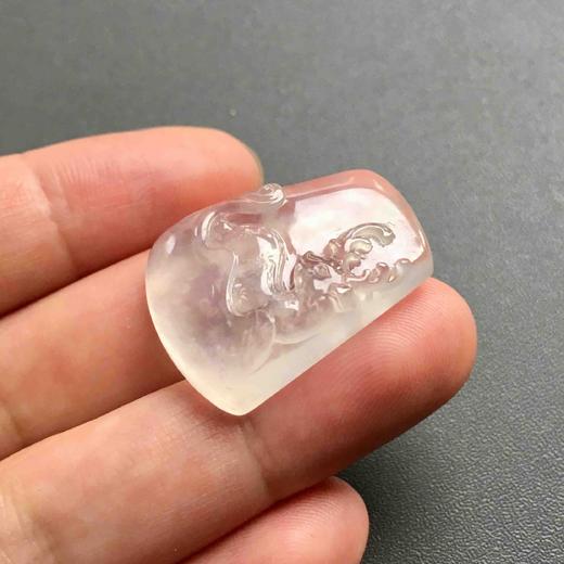 高冰到玻璃种雪花棉厚庄翡翠鹿牌 商品图7