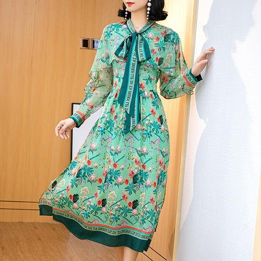 NYT-K012春季新款女飘带气质荷叶袖拼接长款桑蚕丝印花真丝连衣裙 商品图0