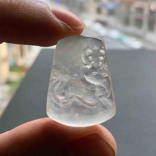 高冰到玻璃种雪花棉厚庄翡翠鹿牌 商品图8