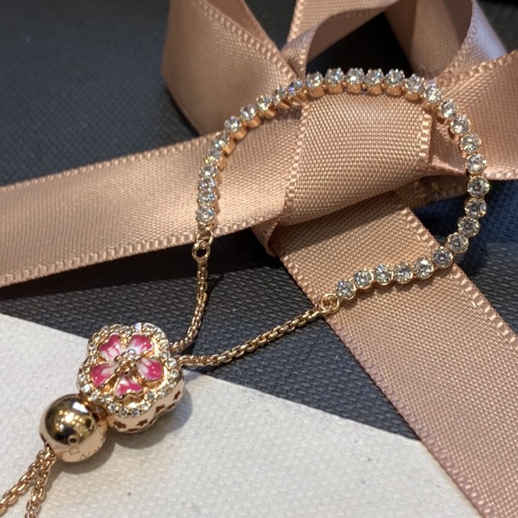 潘多拉2020限定新品耀目桃花手链