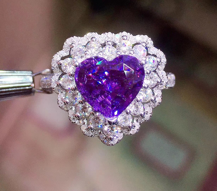 无烧紫蓝宝两用款附国际证书无烧薰衣草紫蓝宝18k金戒指吊坠两用款