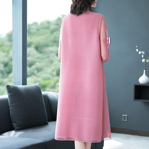 XM-P7093新款胖mm时尚洋气遮肚字减龄宽松大码连衣裙 商品图4