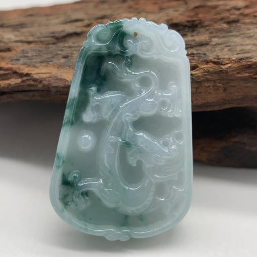 派瑞翡翠 翡翠龙牌 糯种 飘花 商品图0