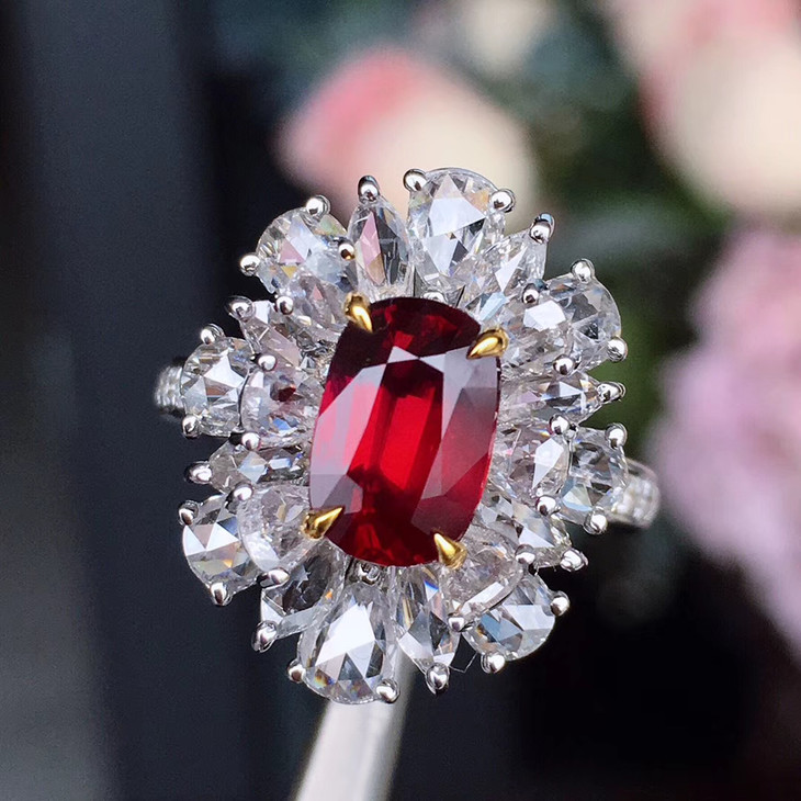 无烧红宝石戒指pigeonblood无烧鸽血红211克拉高品质真正玻璃体颜色很