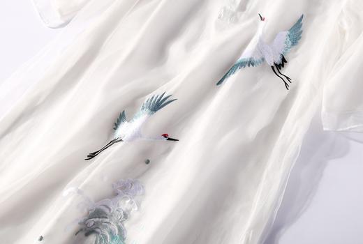 MD-Q2403新款仙鹤刺绣中国风禅意大码中长款复古连衣裙汉服 商品图3